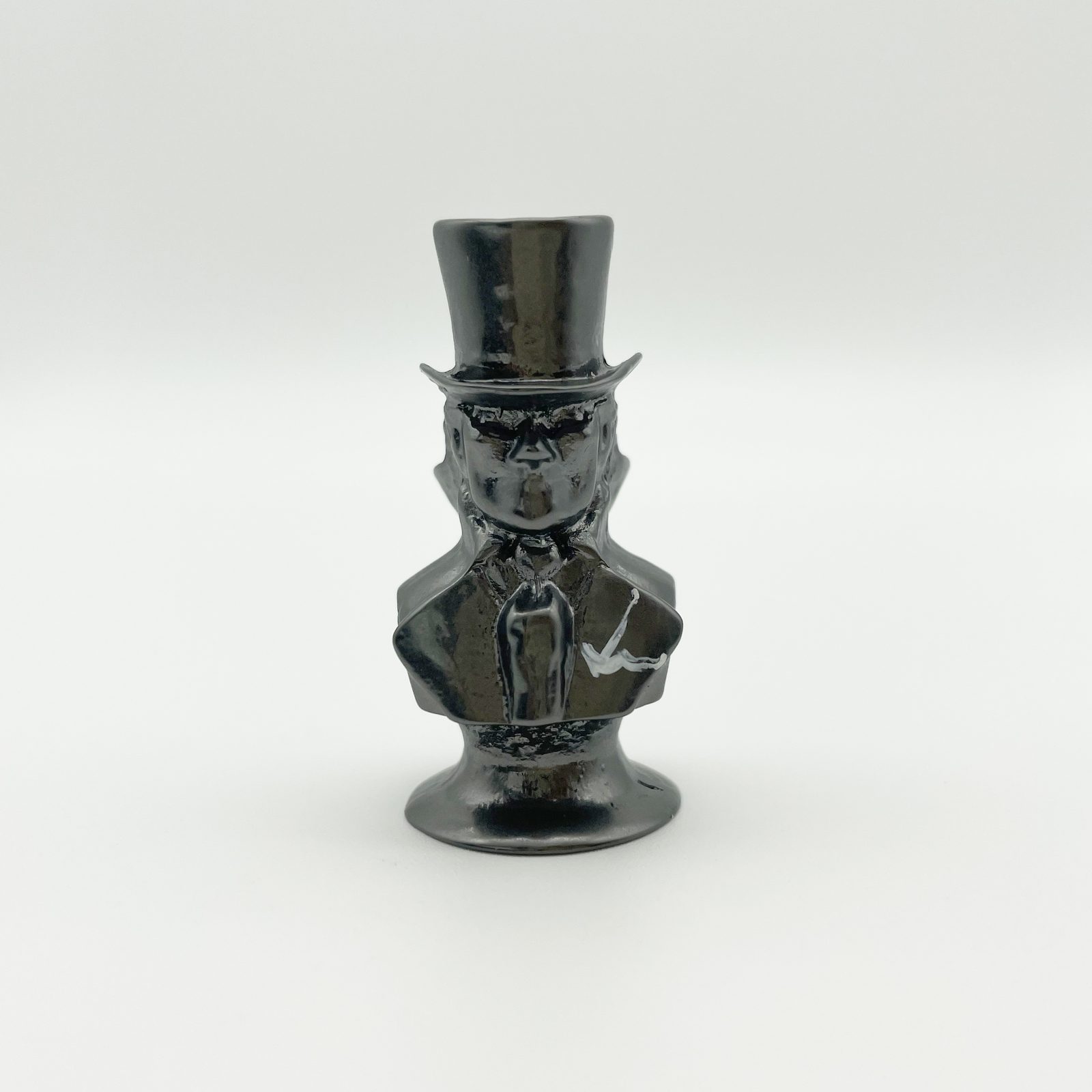 Custom metal miniatures side view, die-cast game figures