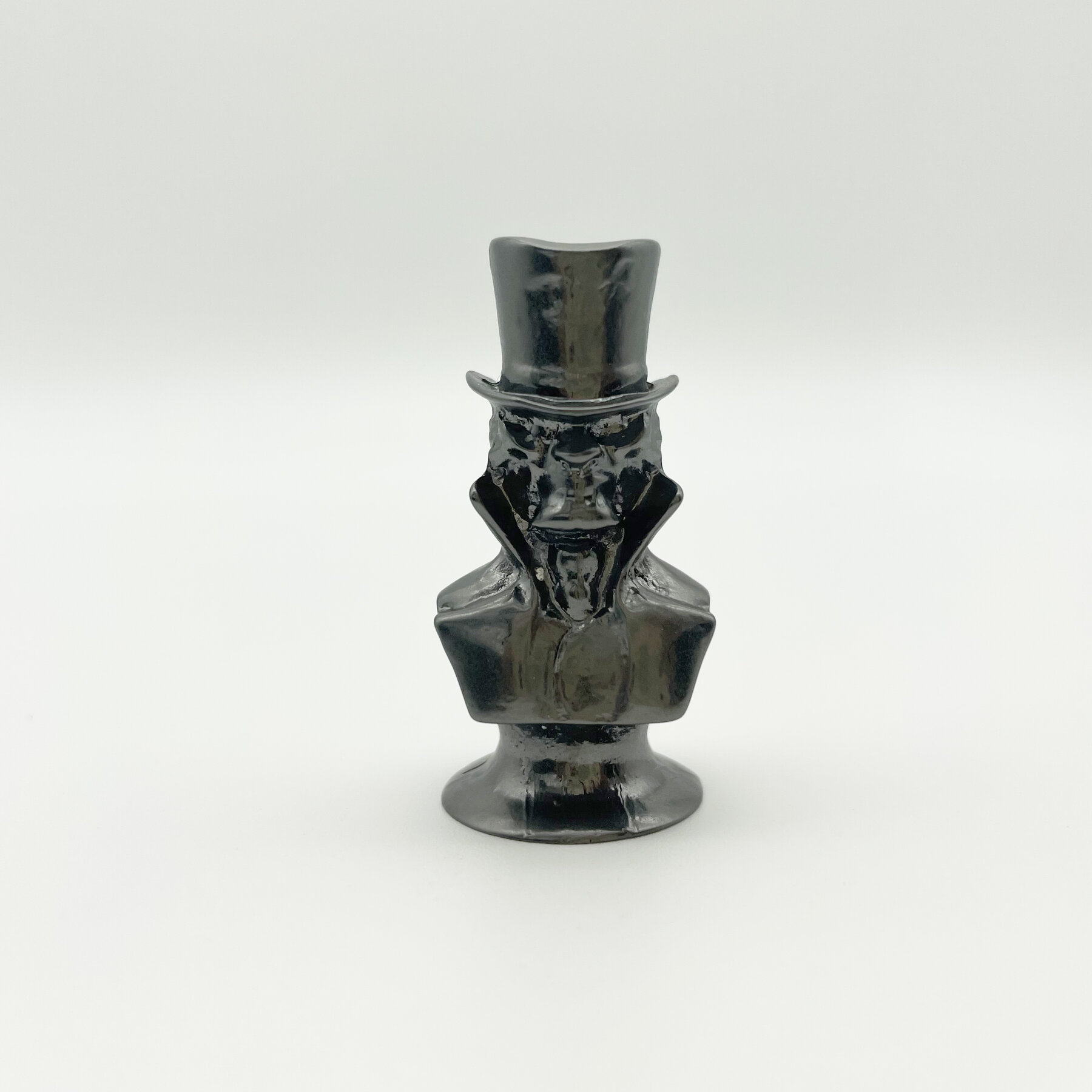 Custom metal board game figurines and meeple-style pieces, OEM